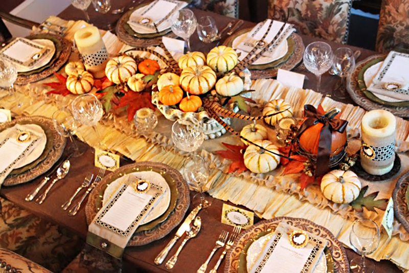 Thanksgiving Dinner Tablescape