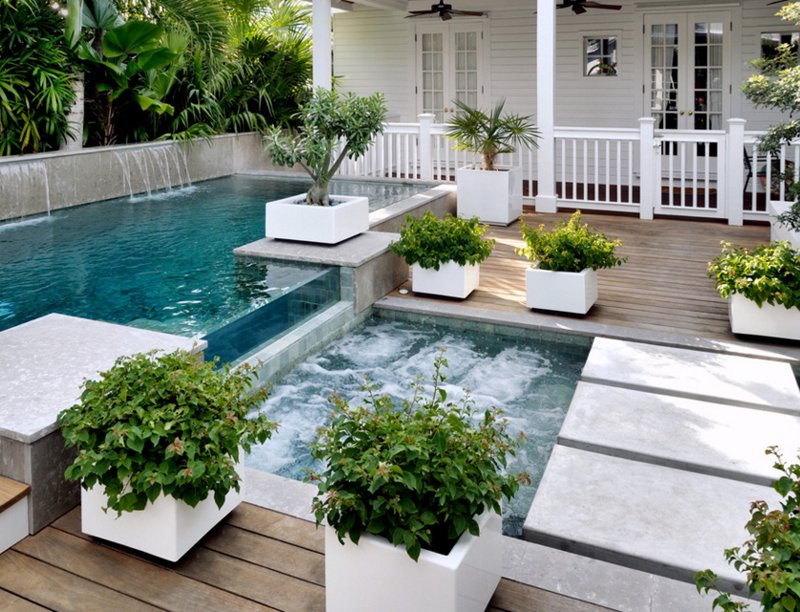 Swimming Pool House Xxx - 20 Gorgeous Planters by the Swimming Pool | Home Design Lover