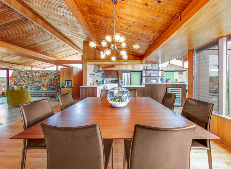 20 Beautiful Dining Rooms With Vaulted Ceiling Home Design Lover