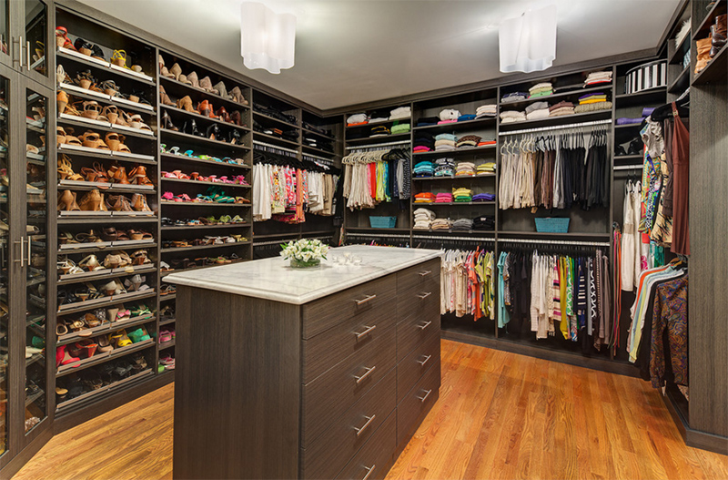 25 Contemporary Walk-in Closets Every Woman Dreams to Own