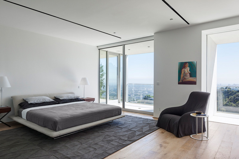 Los Angeles Contemporary House Bedroom