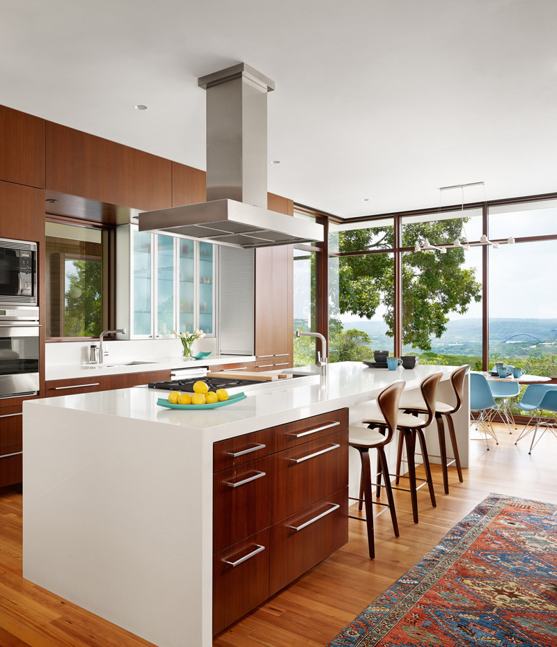 Lakeview Residence Kitchen