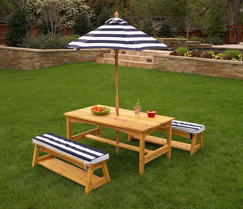 kids picnic table