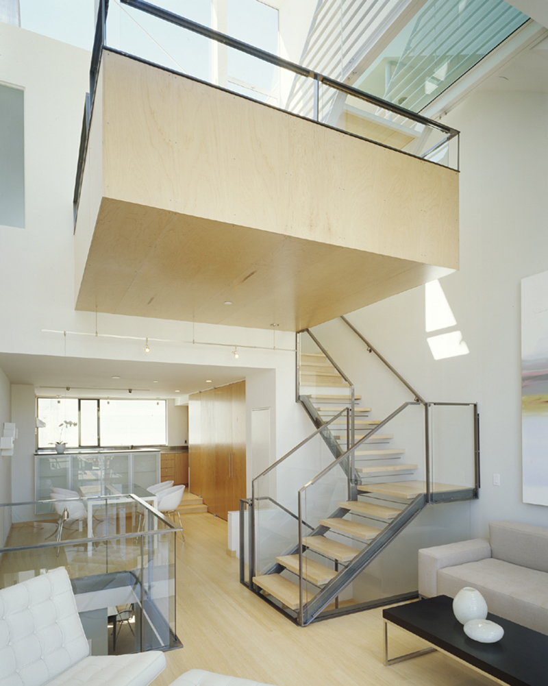 22 Sleek Glass Railings for the Stairs | Home Design Lover