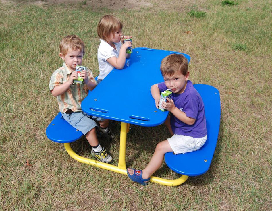 picnic table for toddlers