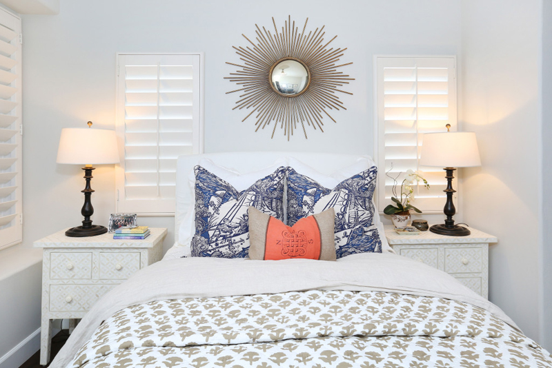 20 Beautiful Bedrooms With Sunburst Mirrors Home Design Lover