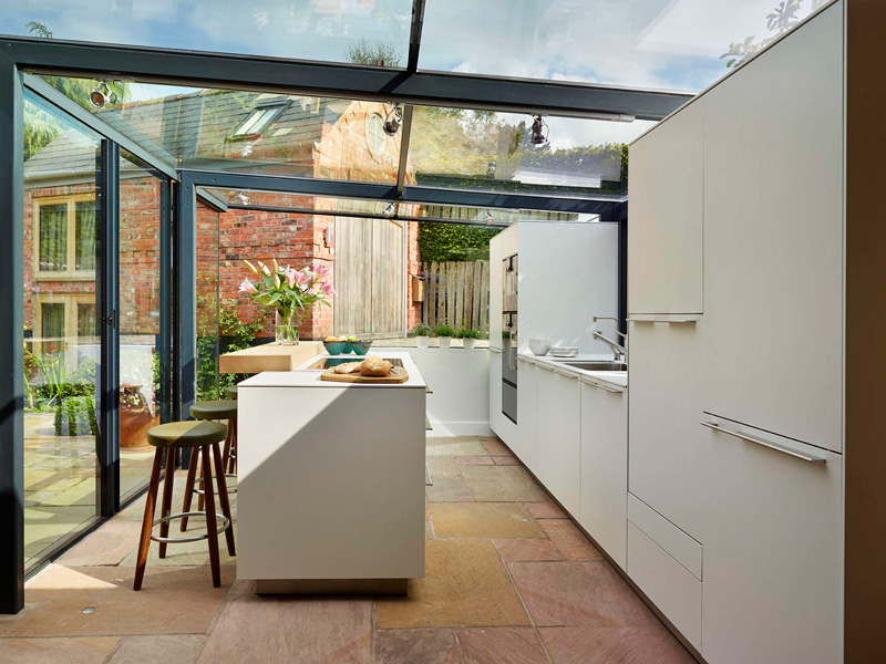 glass box kitchen outdoor