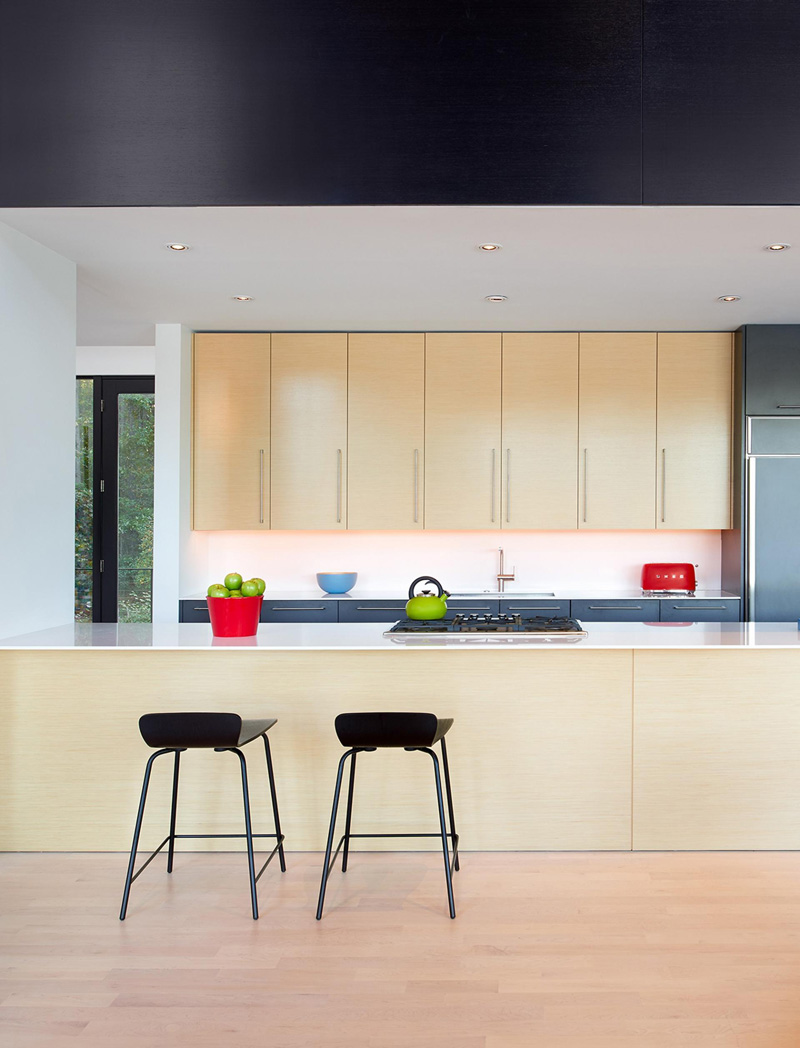 Maryland Home kitchen island