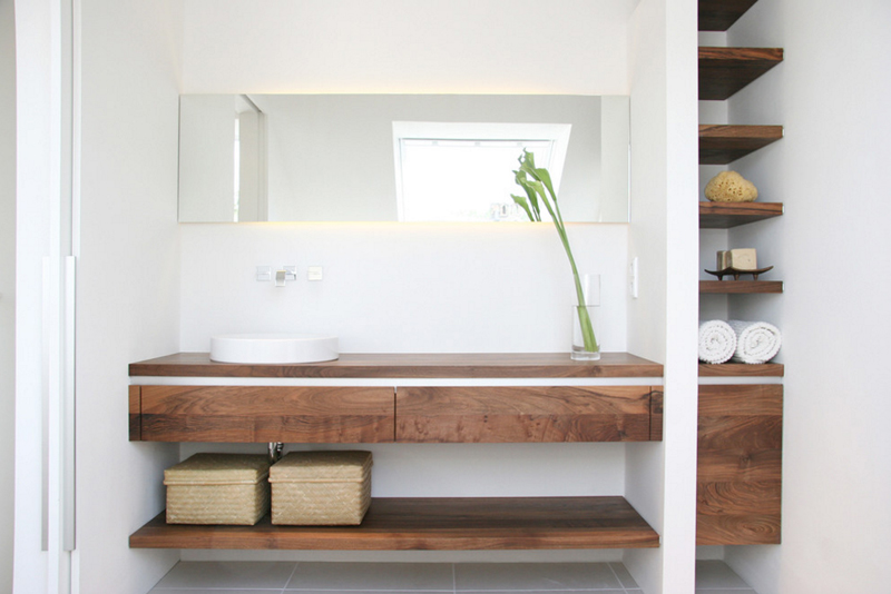 natural wood bathroom shelves