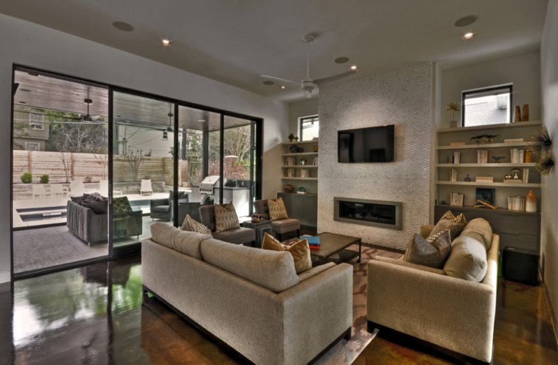 Dining Room With Sliding Glass Doors