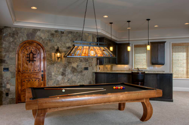 light fixture above pool table