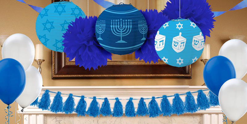 36 HQ Images Hanukkah Decorations Ideas - Susan Crabtree: Hanukkah Decor