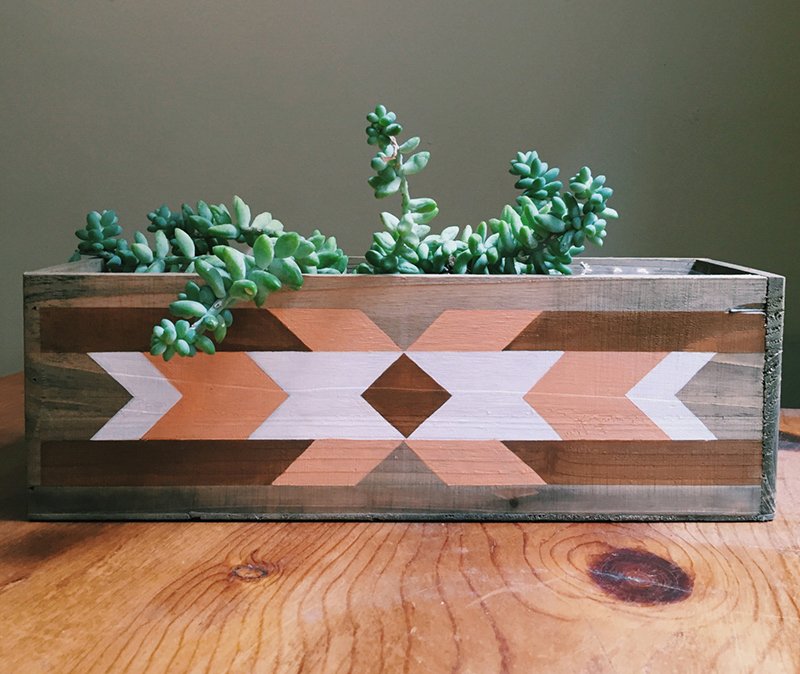 20 Simple, Geometric And Modern Wooden Planters To DIY ...