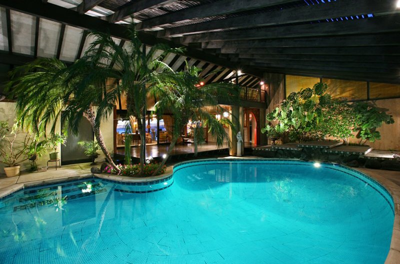 Tropical Pool