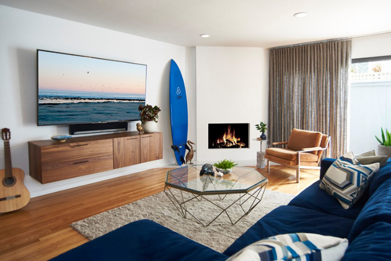 Beach-y Bachelor Living Room + Bar