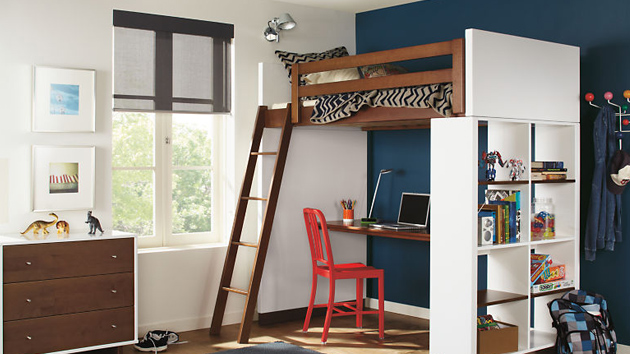 room with loft bed