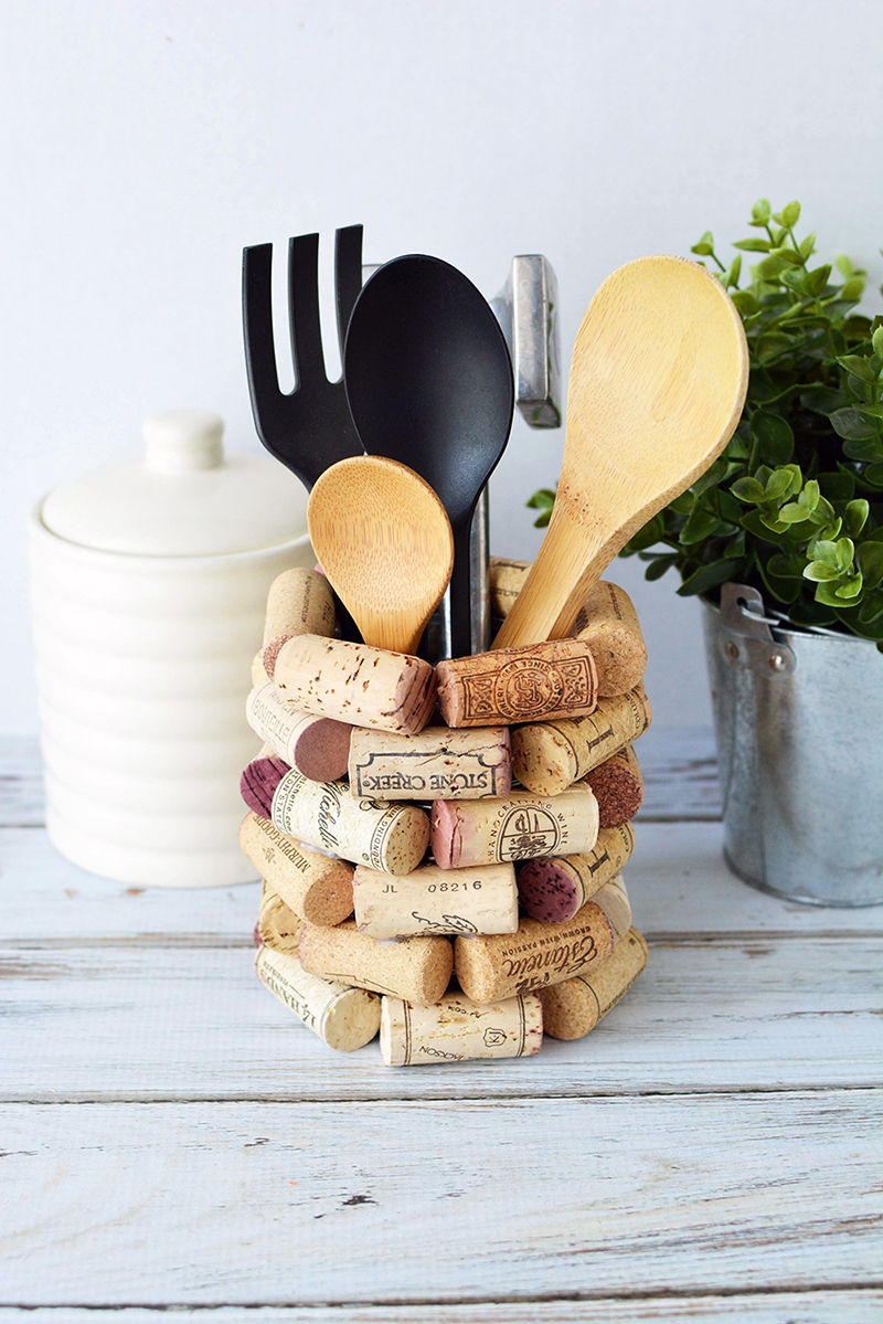 20 DIY Kitchen Utensil Holders That Will Give Your Space a Chic