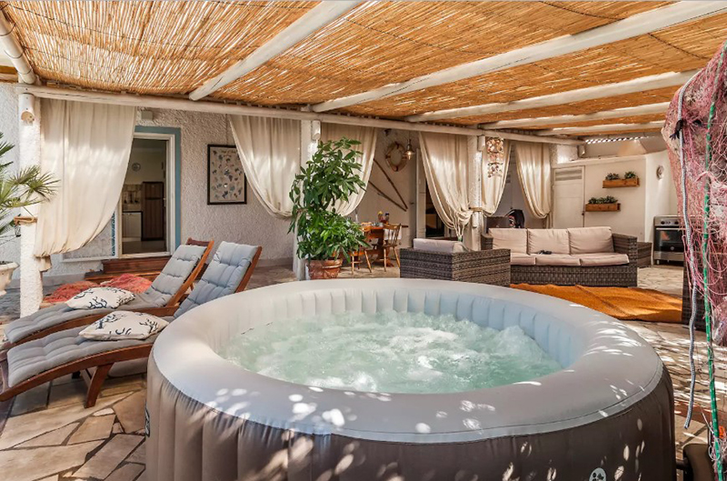 20 Indoor Jacuzzi Ideas and Hot Tubs for a Warm Bath Relaxation