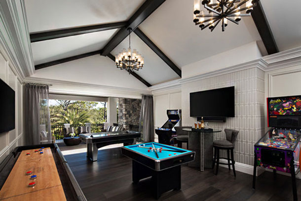 game room pool house