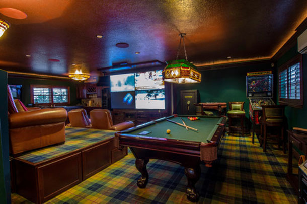 game room pool house